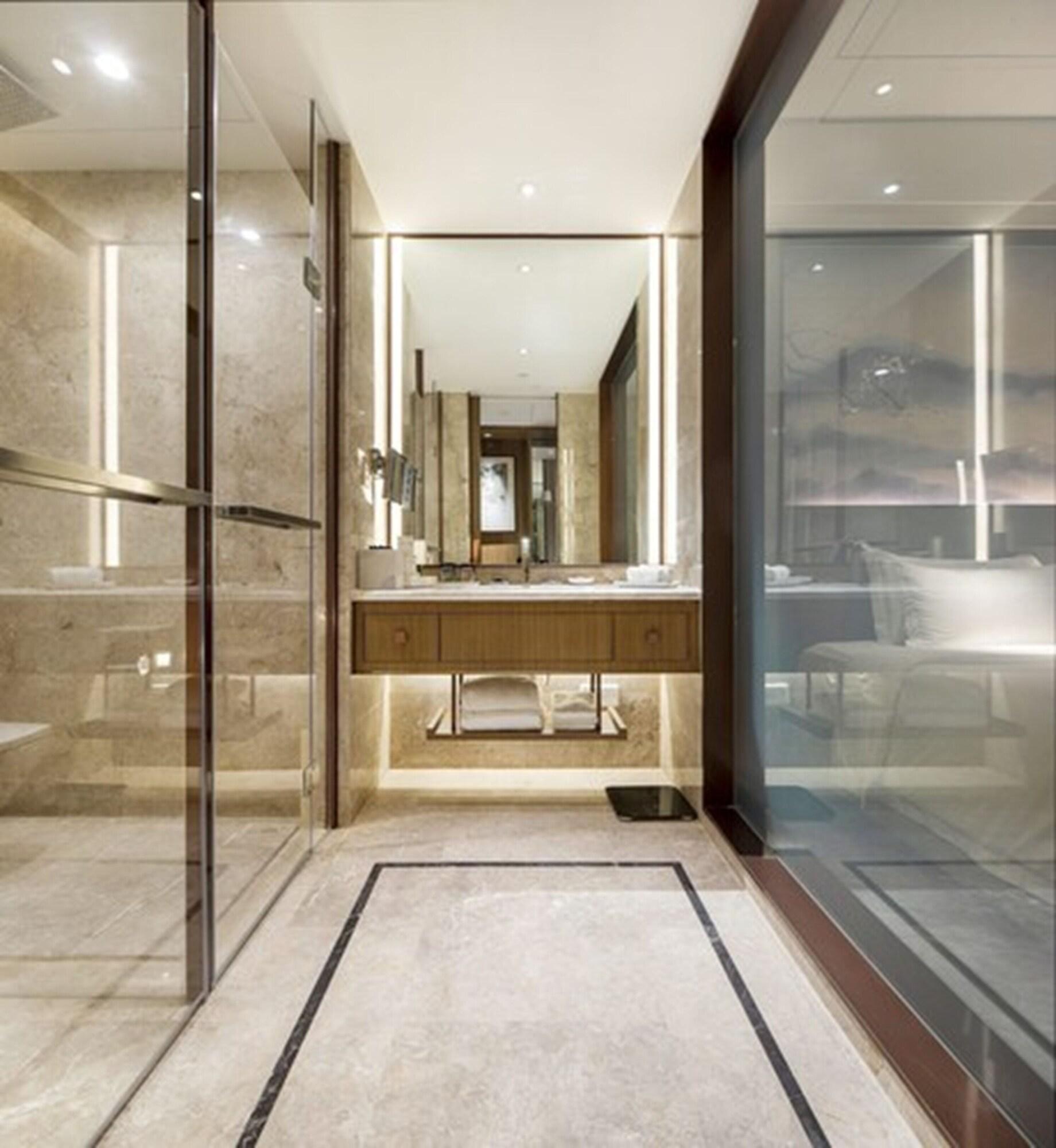Metropolo wuhan Optics Valley Convention&Exhibition Center Hotel 57/57
