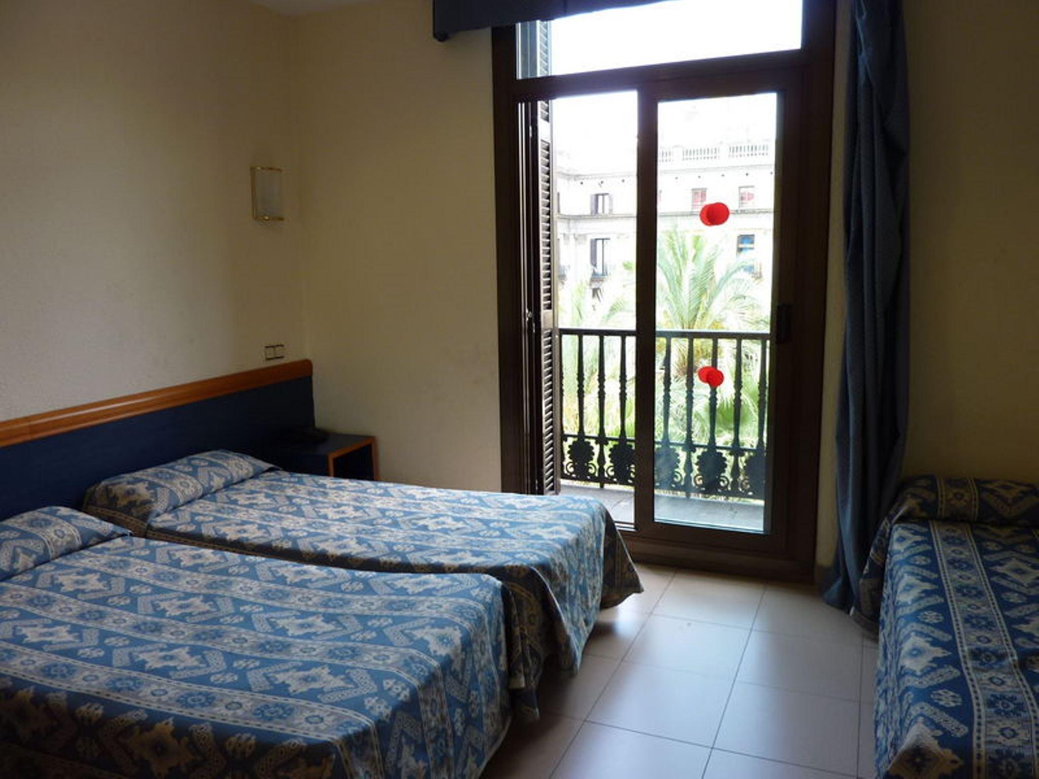 Standard, Triple, 3 Beds