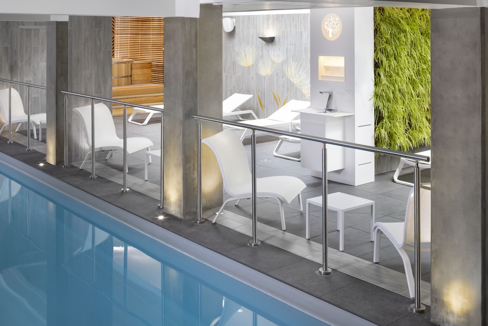 Terre de Provence Hotel and Spa in LE PONTET - VAUCLUSE