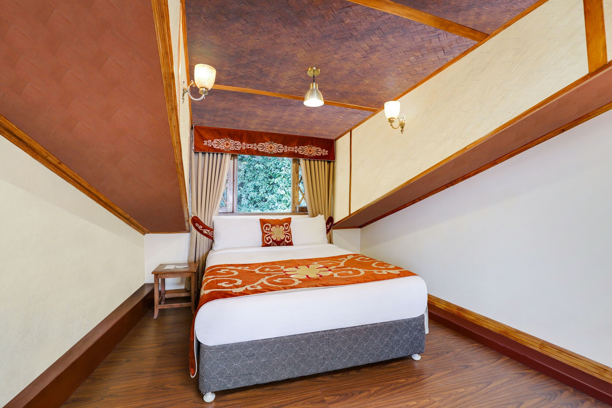 Family Attic Room with Private Terrace (2 King Beds) - Package Rate