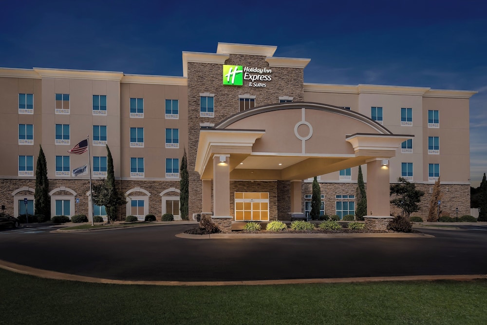 Holiday Inn Express Hotel And Suites Albany 62/67
