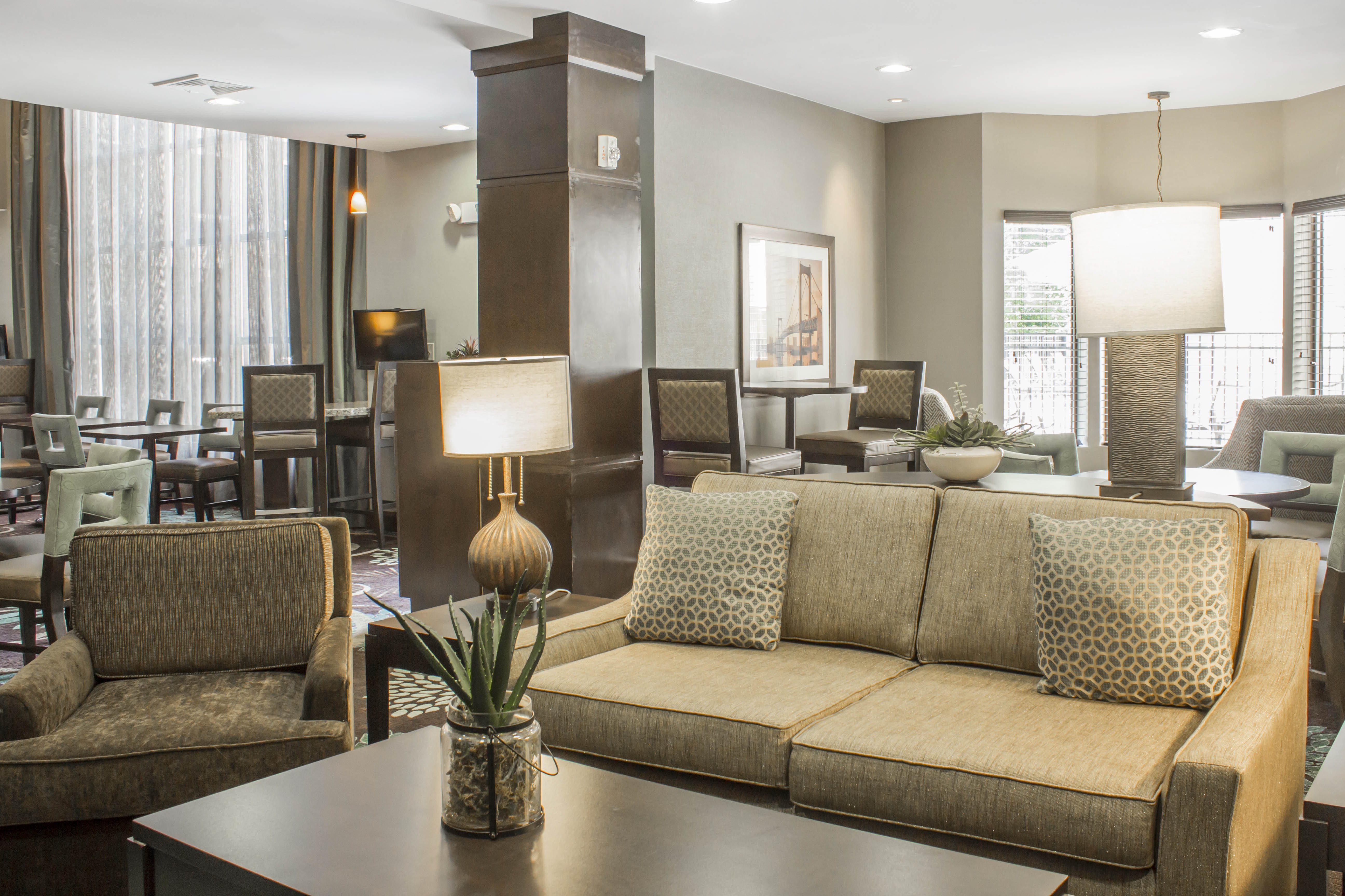 Staybridge Suites Jacksonville Camp Lejeune Area 15/28