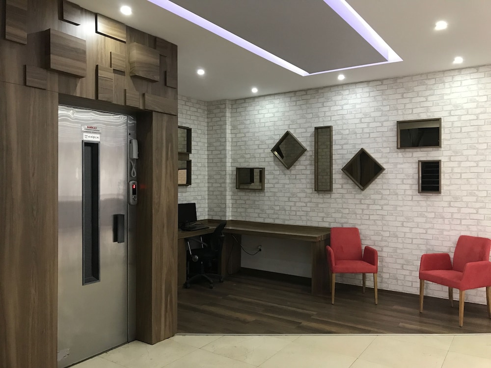 Hande Hotel 41/60