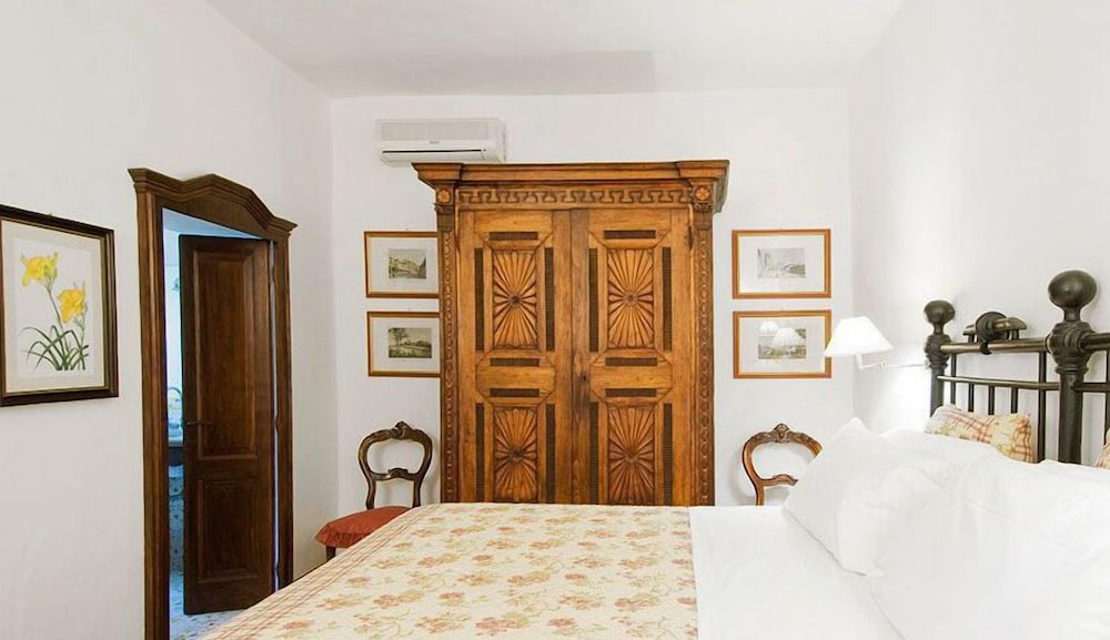 Hotel Lucrezia 31/59