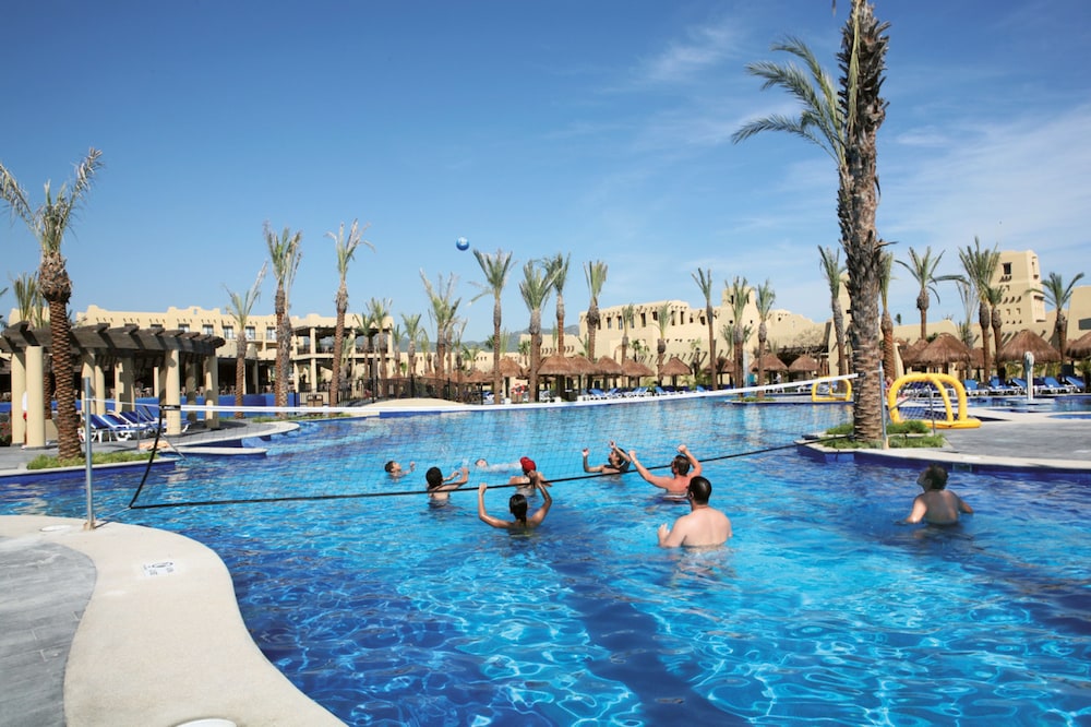 Hotel RIU Santa Fe 4/81