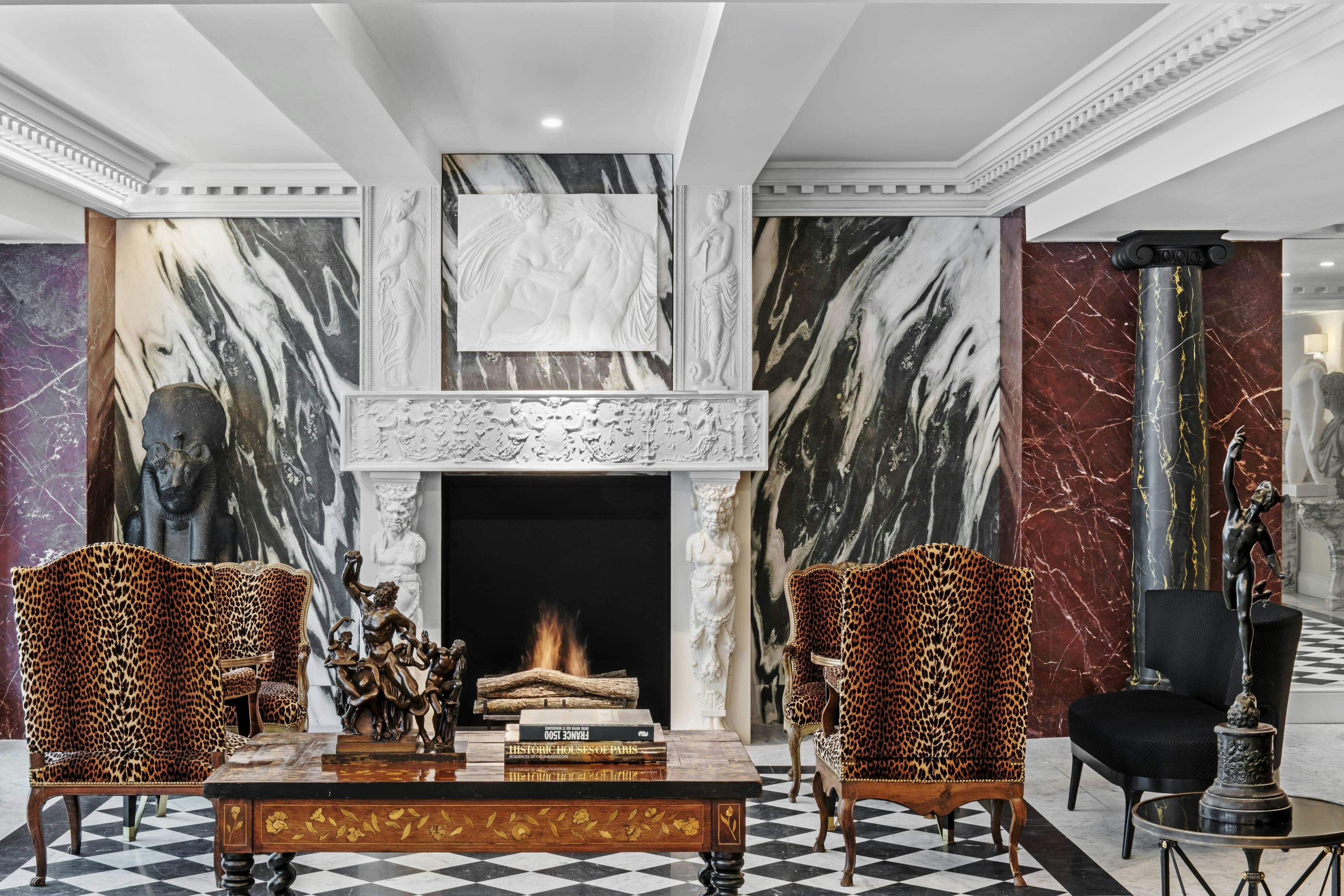 Hotel De Berri Champs-Elysees, A Luxury Collection Hotel, Paris 15/19