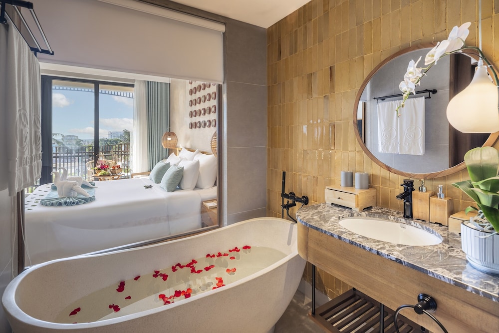 Little Gem Hoi An Boutique Hotel & Spa 62/63