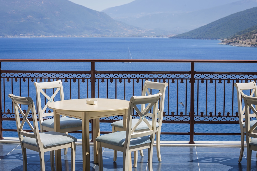 Kefalonia Bay Palace by GHH 39/50