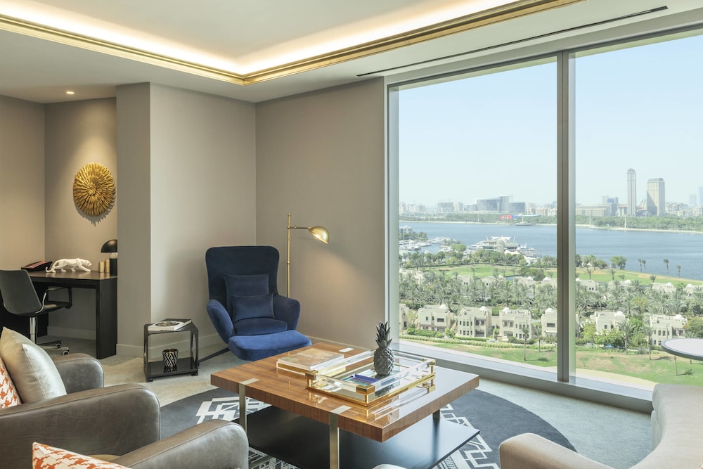 Aloft Dubai Creek 49/63