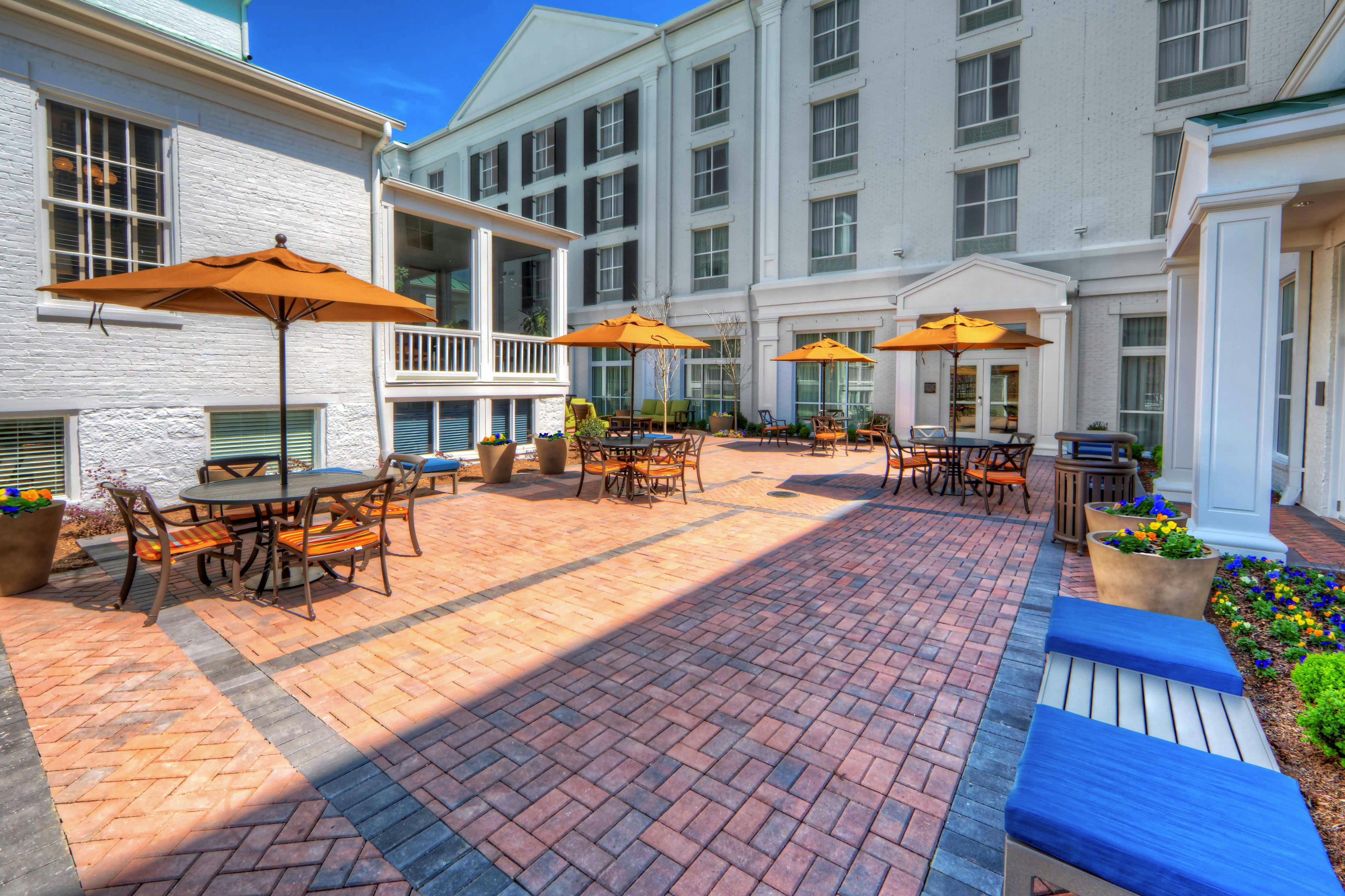HILTON GARDEN INN NASHVILLE BRENTWOOD 70/75