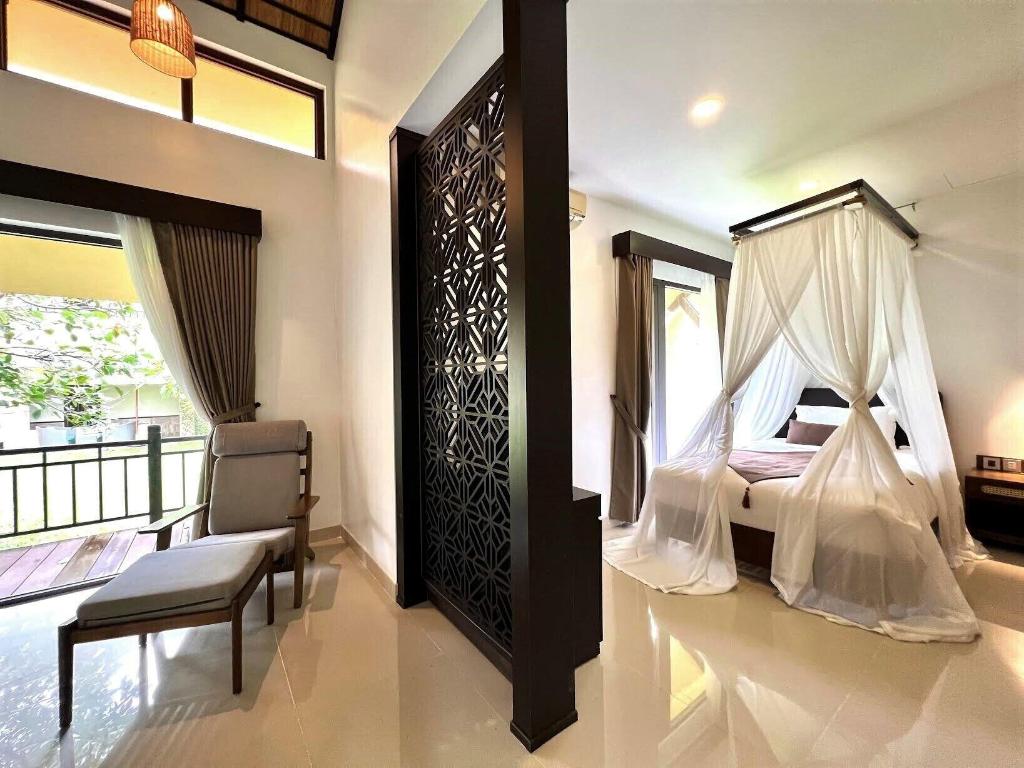 Executive, Villa, 1 King and 1 Single Beds