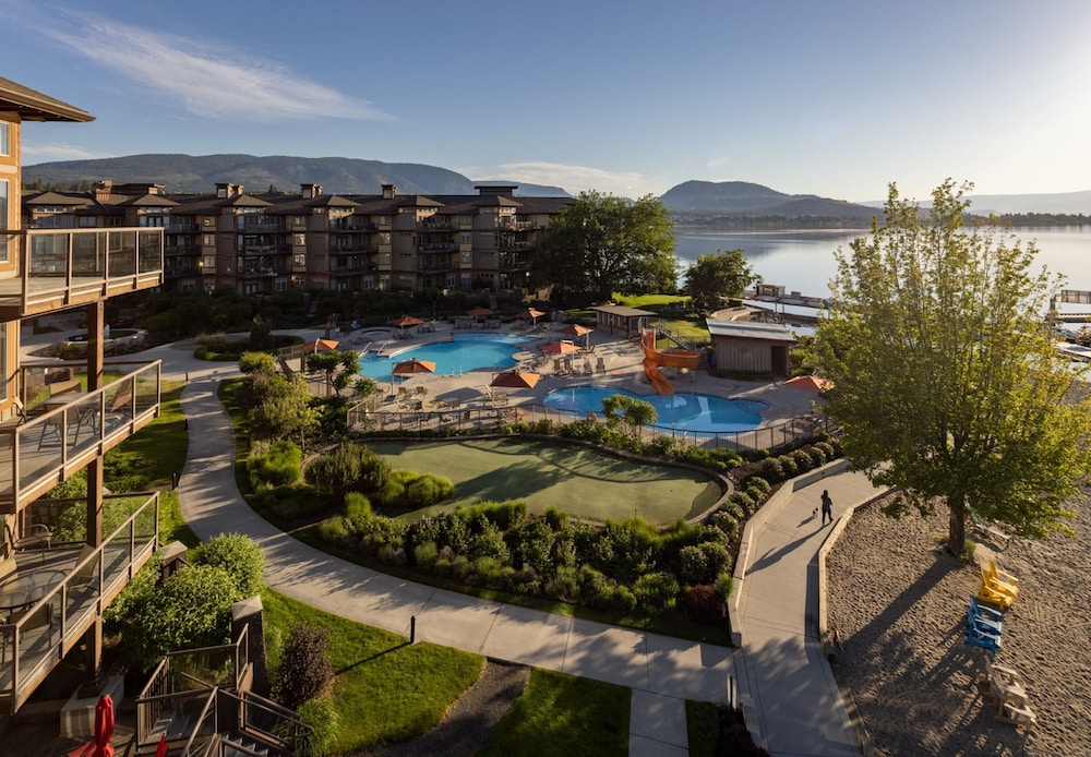 The Cove Lakeside Resort 68/68