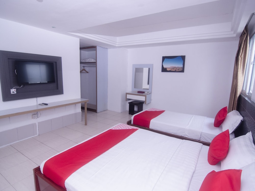 جناح سوبيريور بسرير مزدوج وسرير فردي، Hotel O Mayfair Hotel 3/4