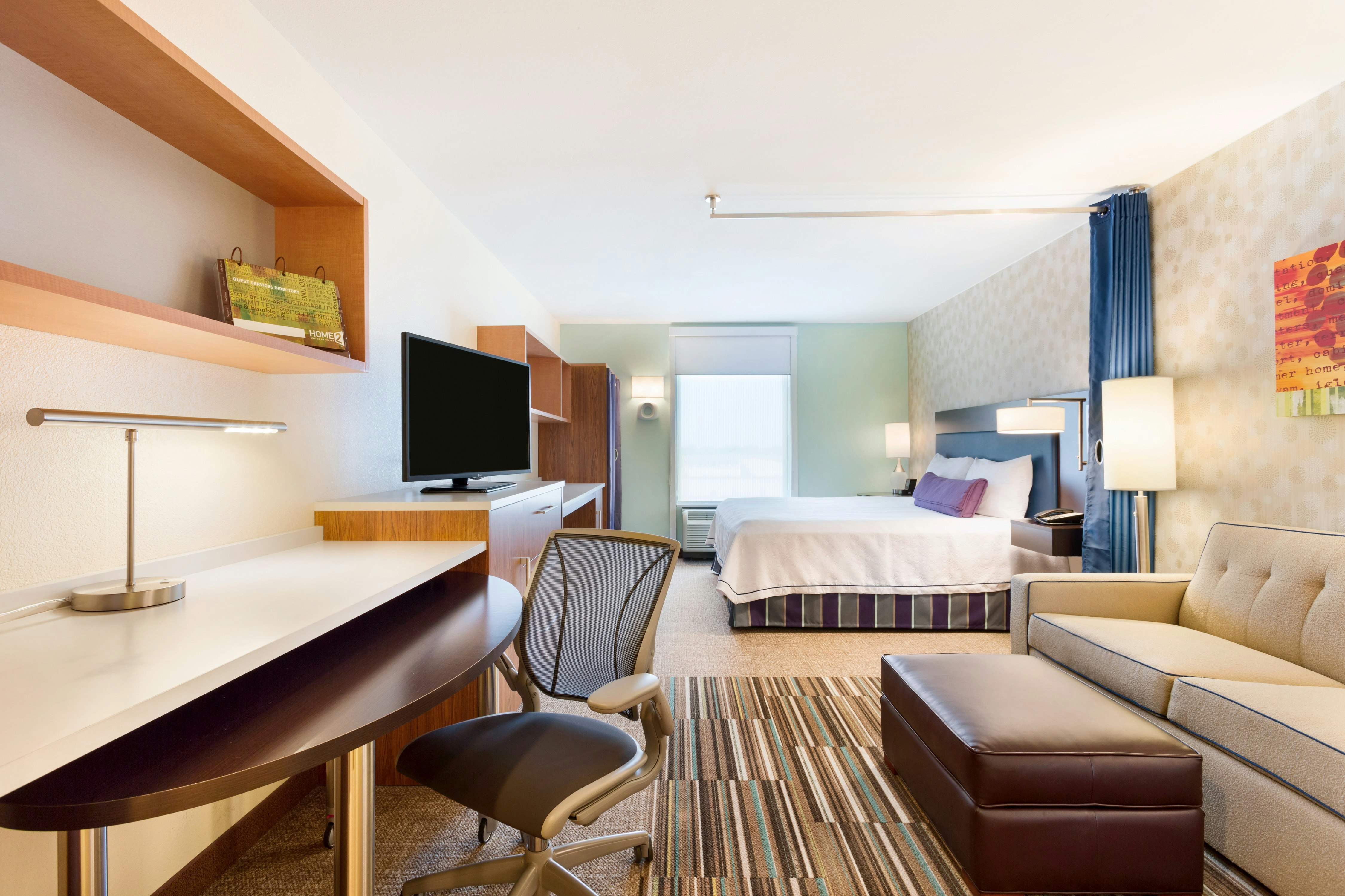 STUDIO, SUITE, KING BED
