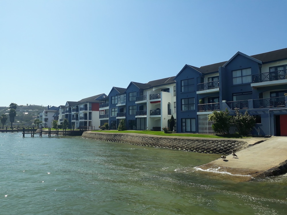 Laguna Grove 37/50