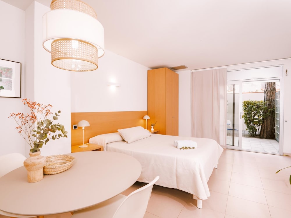 Apartamentos Porta Coeli 19/64