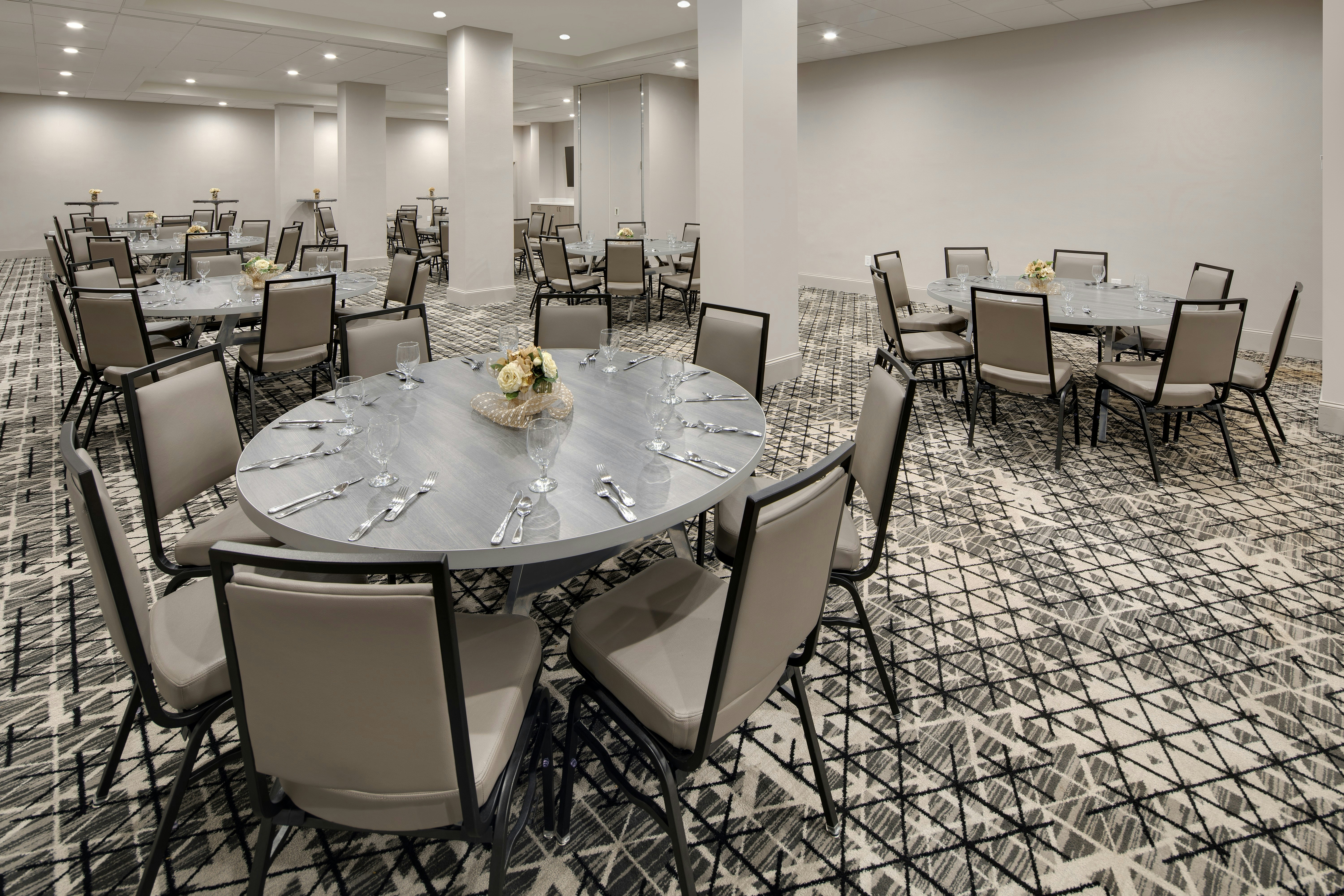 Embassy Suites By Hilton Atlanta Perimeter Center 59/60