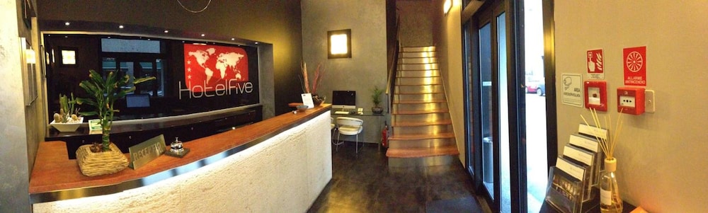 Hotel Five 33/51