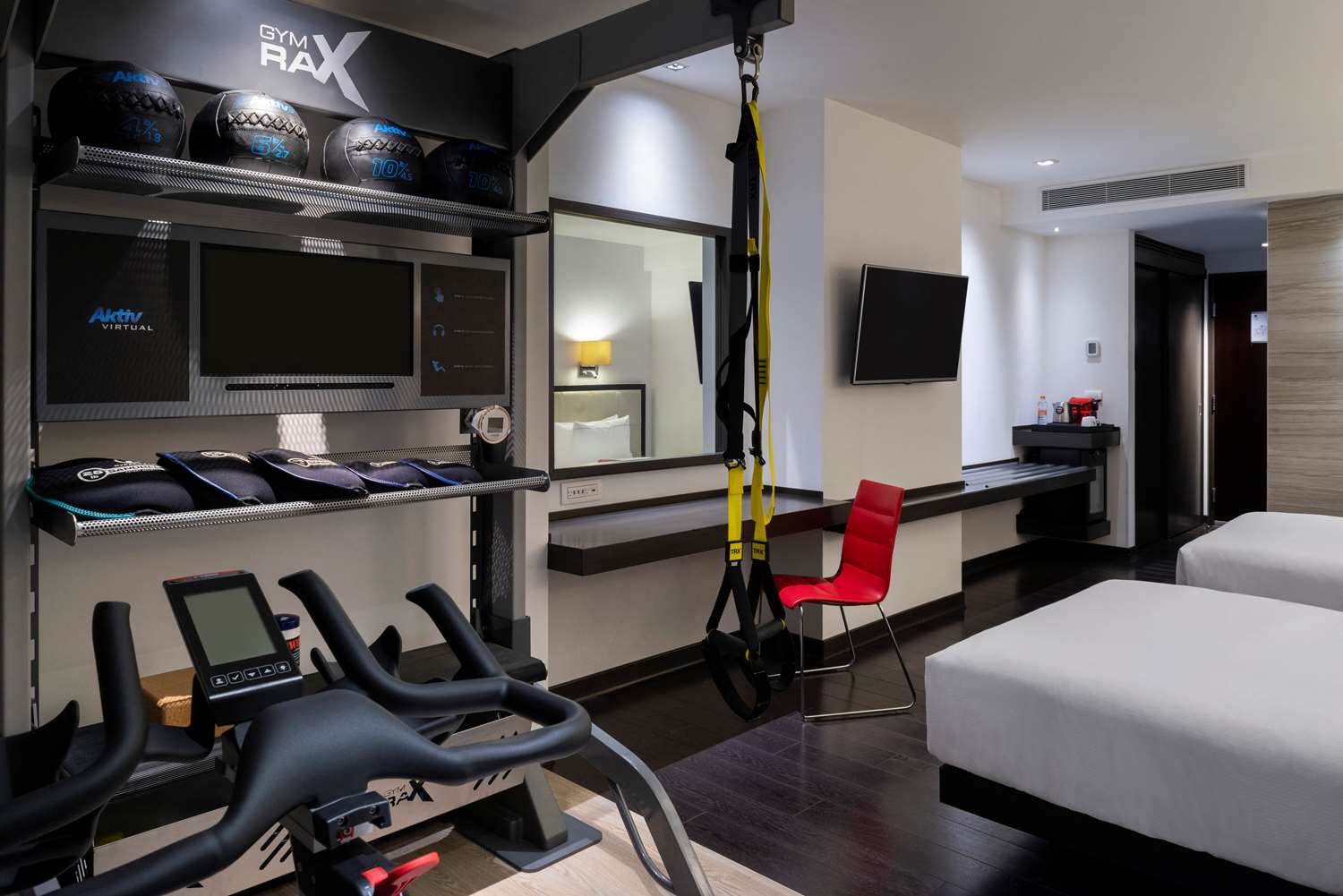 Fitness, Twin Beds