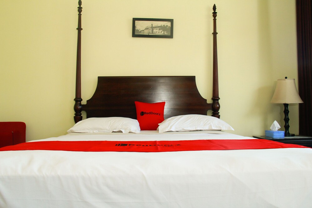 Reddoorz Sersan Bajuri 9/54