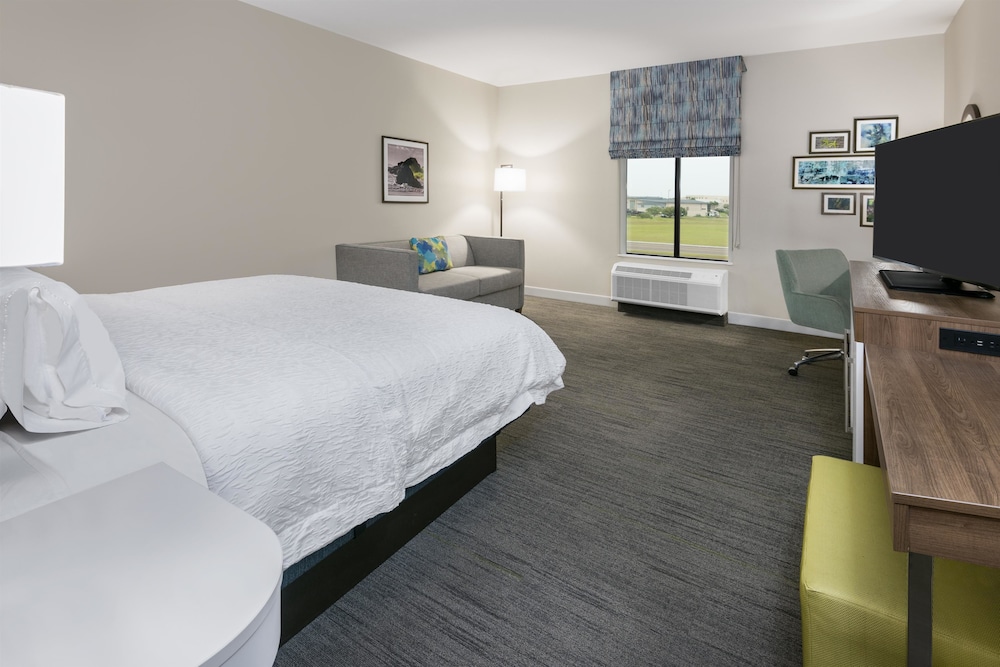 Hampton Inn Suites Portland Corpus Christi 22/45