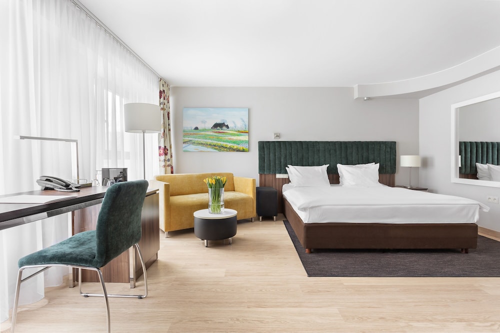 HOTEL MODERNO 24/63