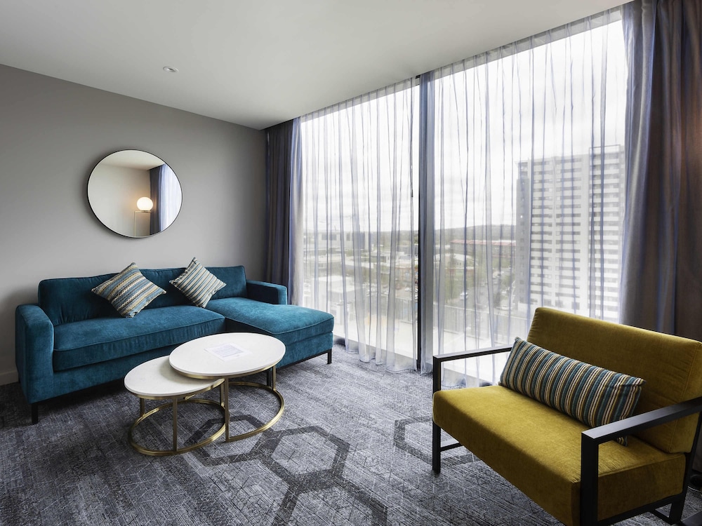 Mercure Canberra Belconnen 55/69
