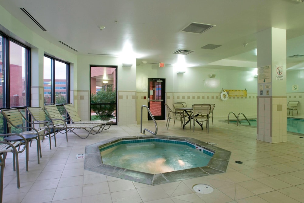 Courtyard By Marriott Cincinnati North At Union Centre 31/50