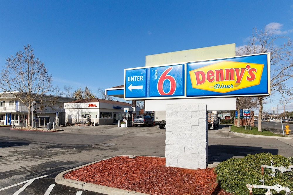 Motel6 Hayward, CA – Silicon Valley Gateway in HAYWARD - CA
