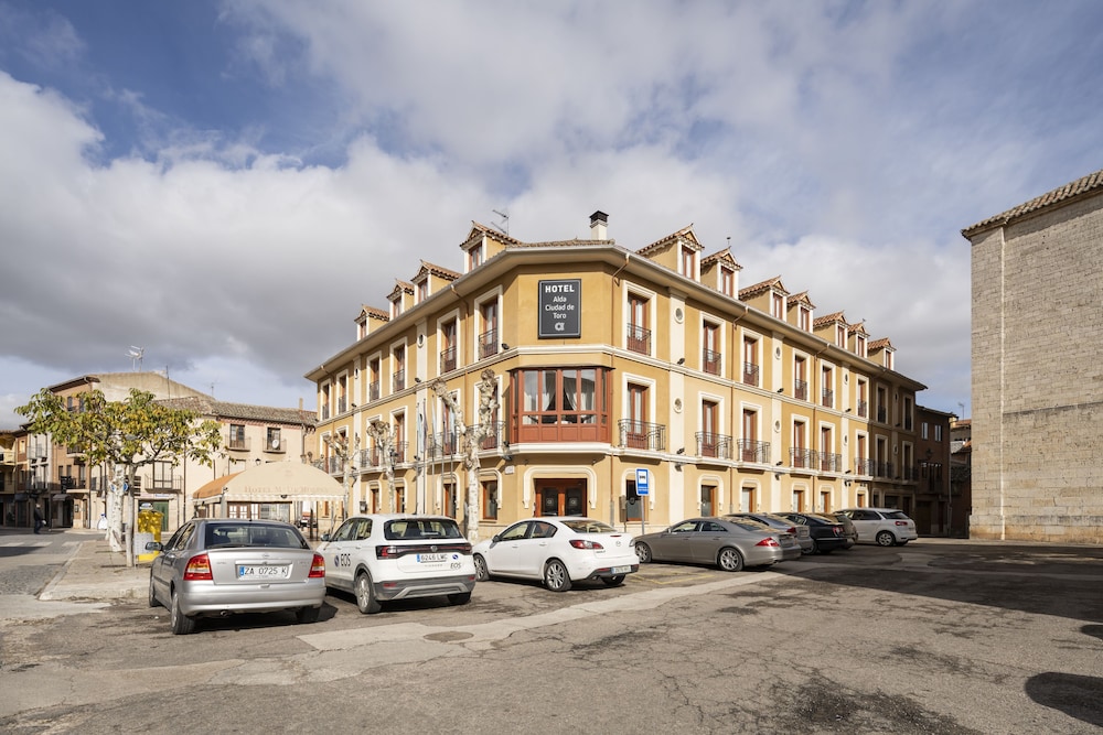 Hotel Maria de Molina 39/50