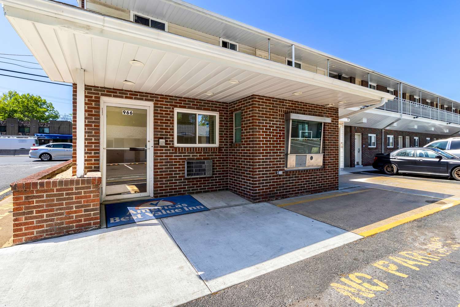 Americas Best Value Inn Avenel Woodbridge 21/24