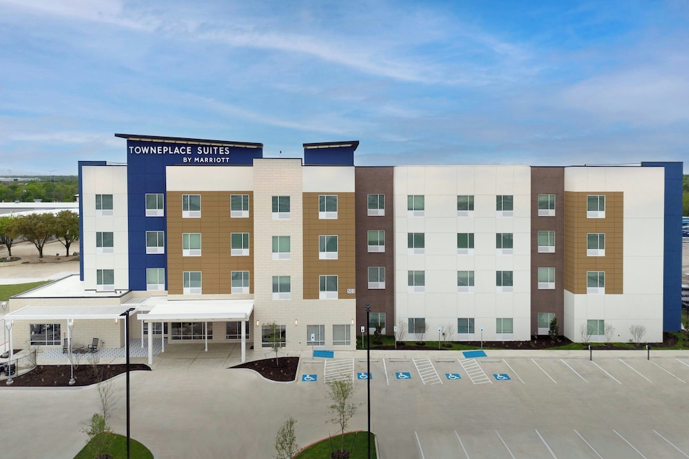 TownePlace Suites by Marriott Forney 1/37