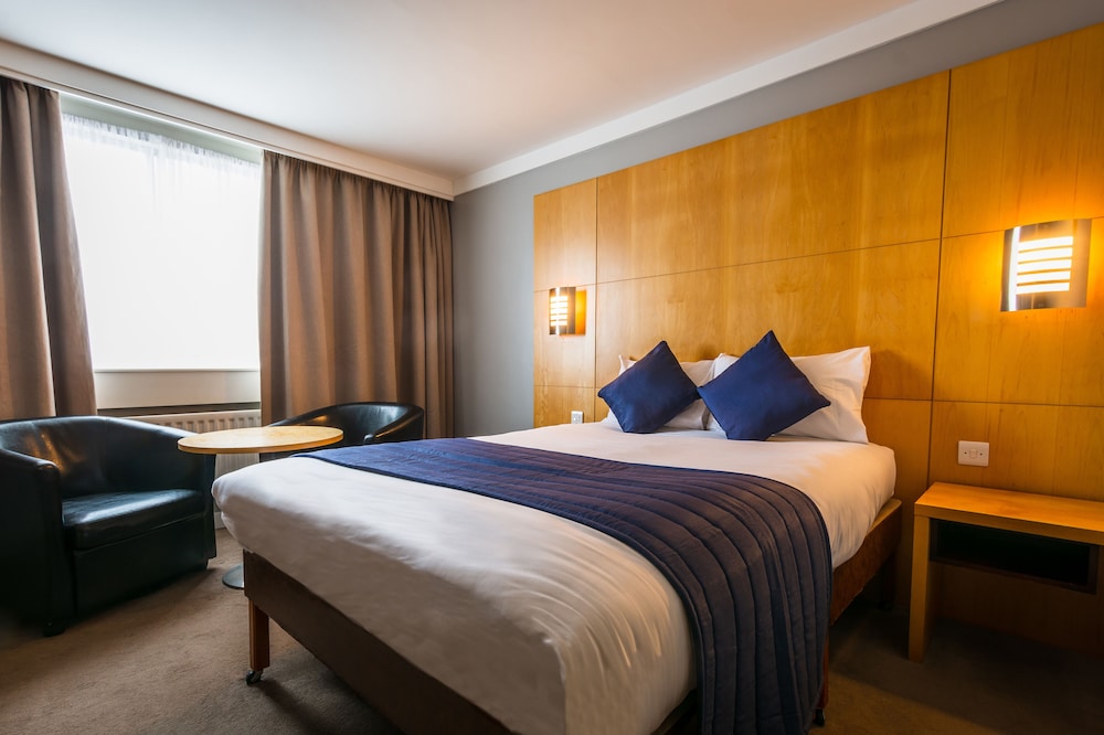 STANDARD, DOUBLE OR TWIN BED