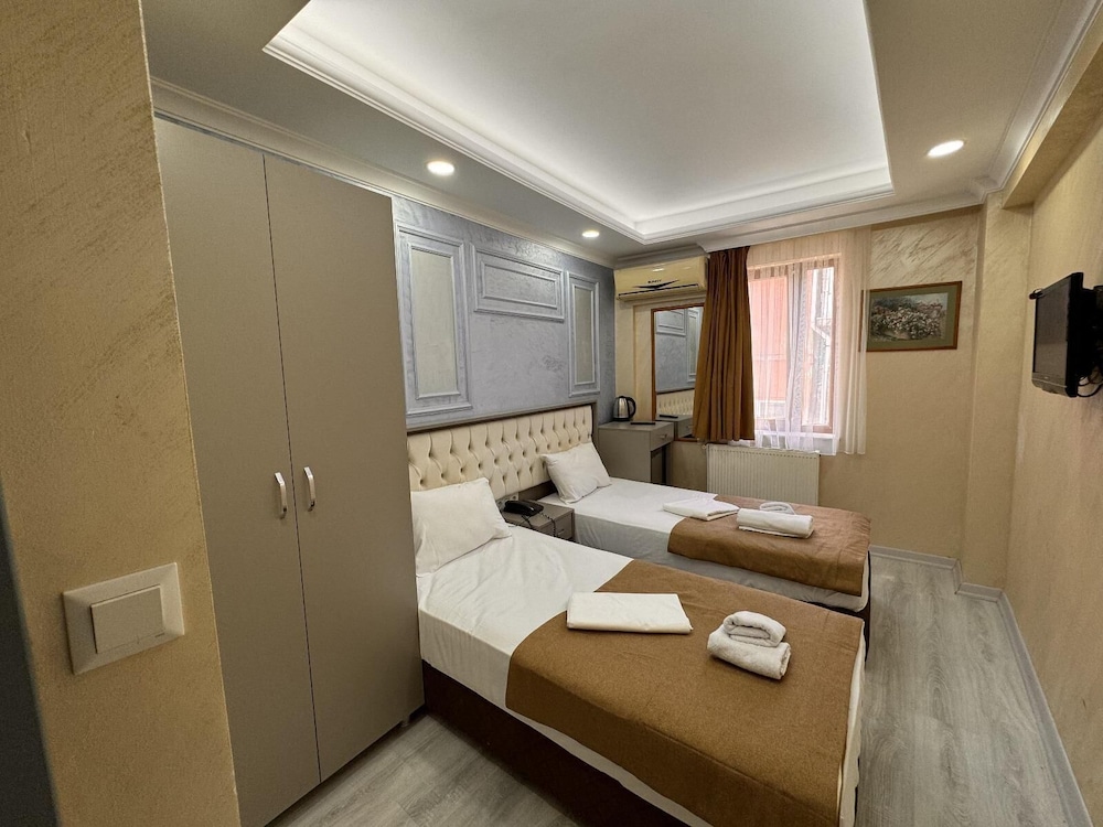 Hotel Kibele 26/50