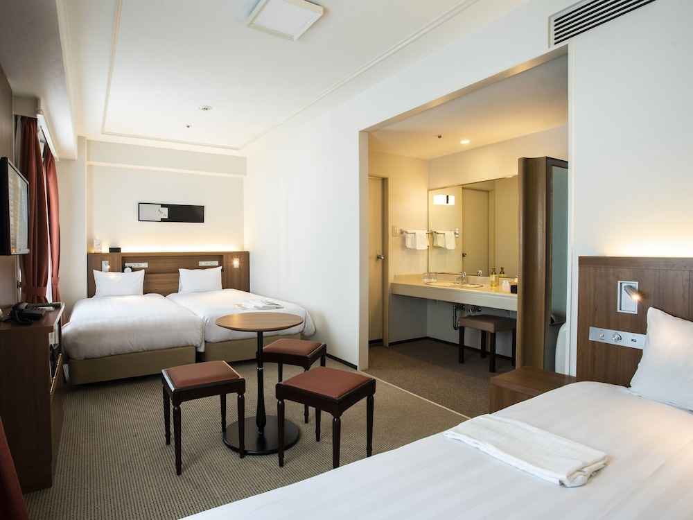 Hotel New Hankyu Annex 24/42