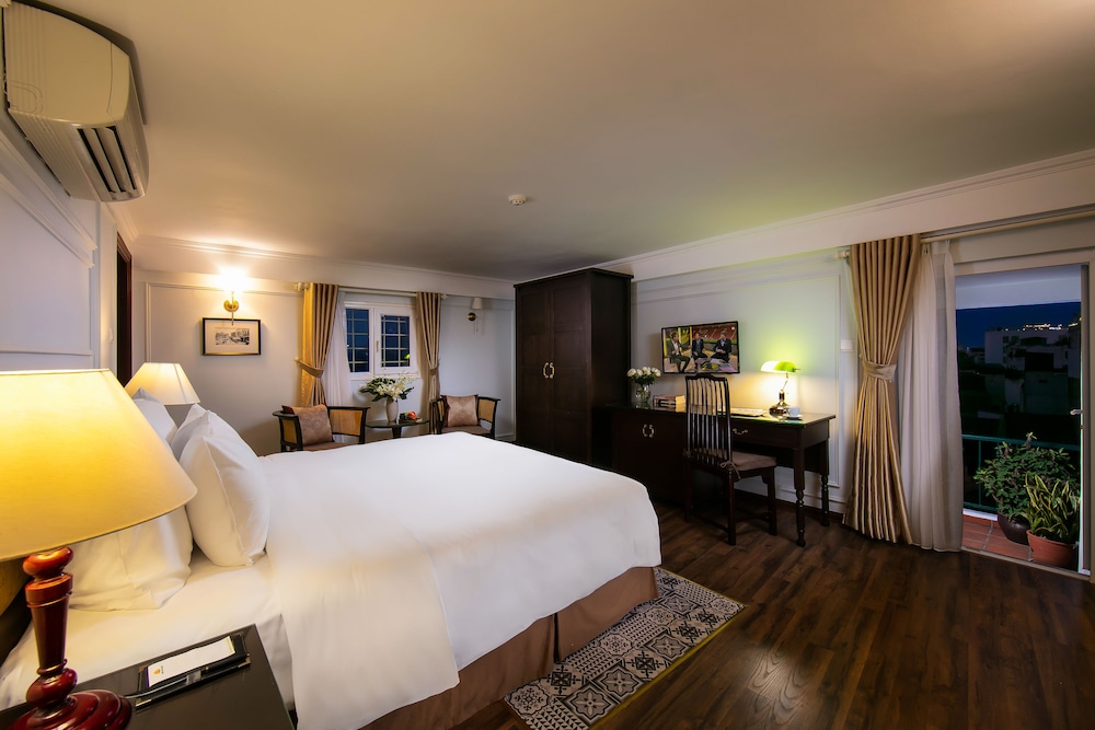 Hong Ngoc Dynastie Hotel 28/74