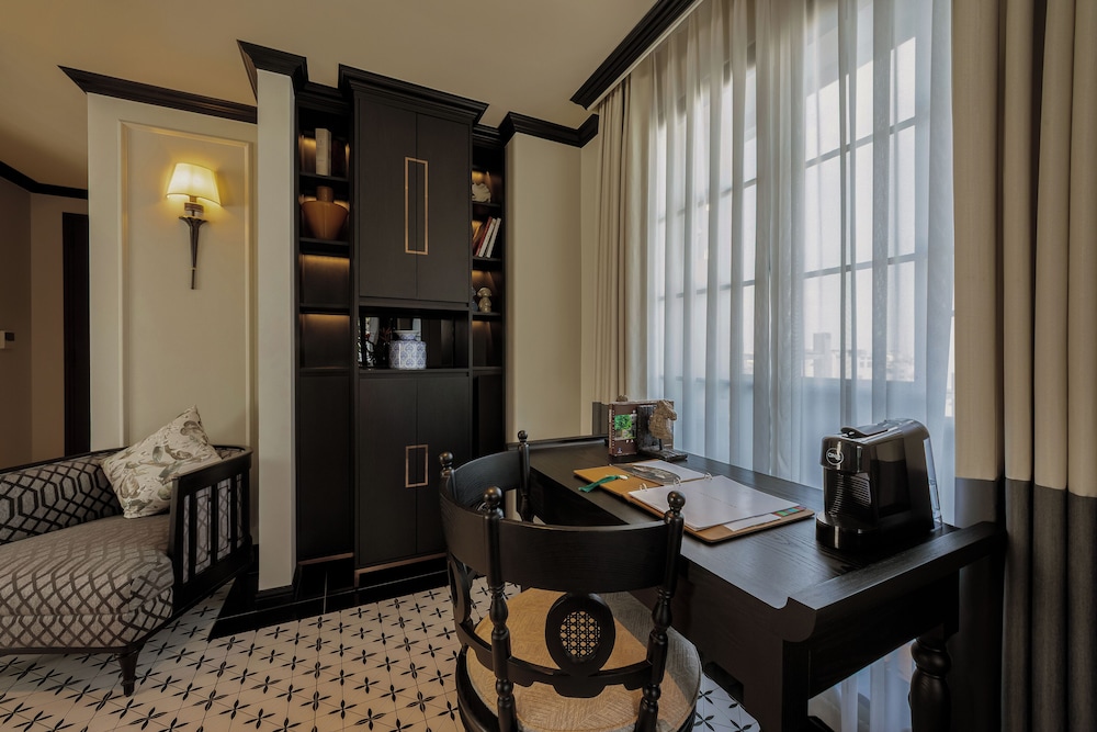Champton Hanoi Hotel 43/63