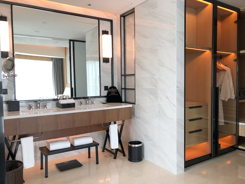 Radisson Hangzhou Qianjiang 6/58