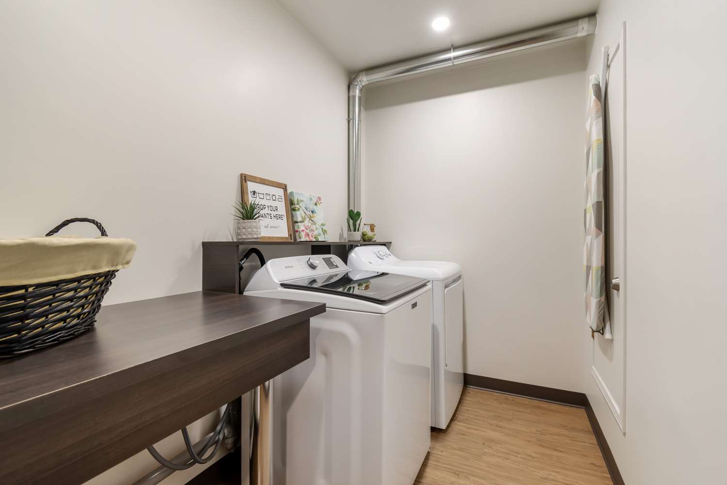Villa Inn and Suites, SureStay Collection By Best Western 54/54