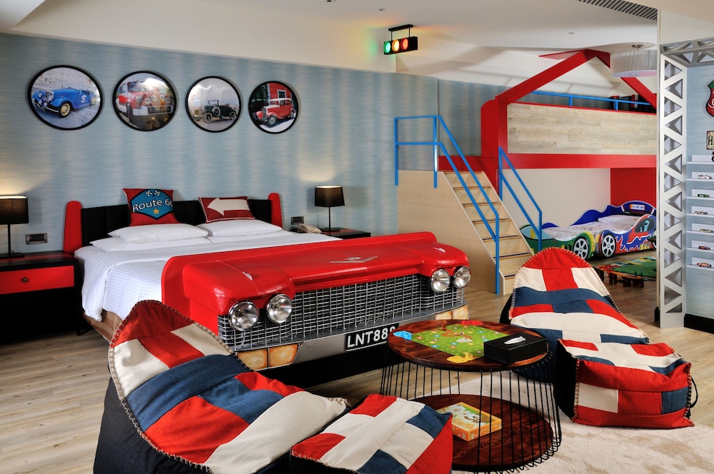 E-Da Royal Hotel 13/66