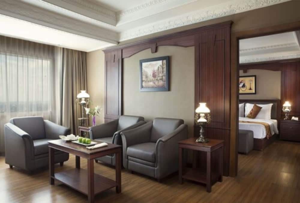 The Rich Jogja Hotel 57/81