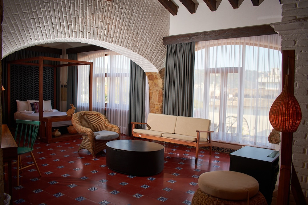 Hotel Boutique Casa Lisa (ex. by Villa Vera) 55/84