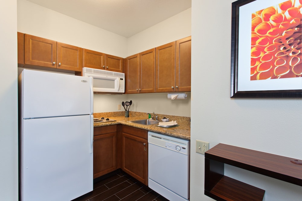Staybridge Suites Irvine East/Lake Forest 25/72