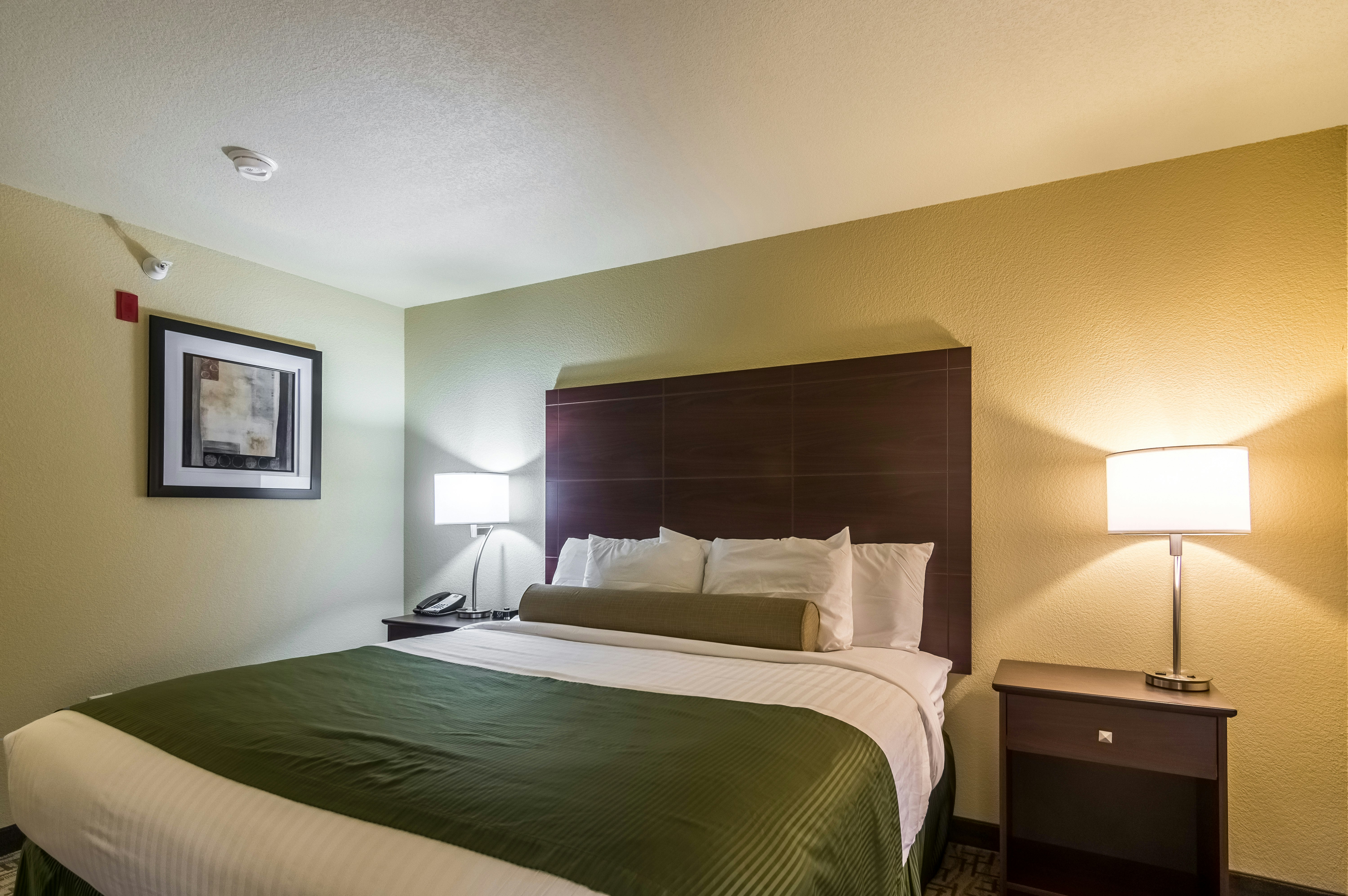 Cobblestone Inn & Suites - Lakin 12/27