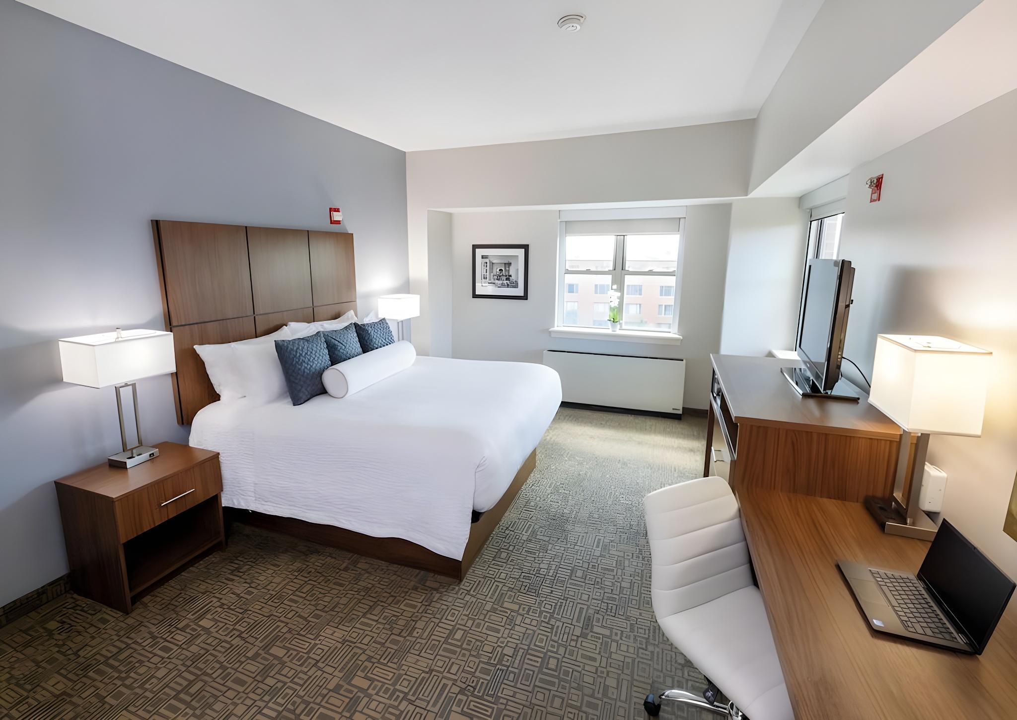 Room, Queen Bed, Executive Level
