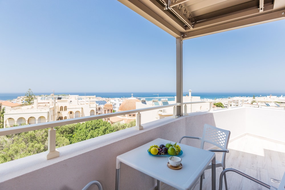 Menta City Boutique Hotel 3/67