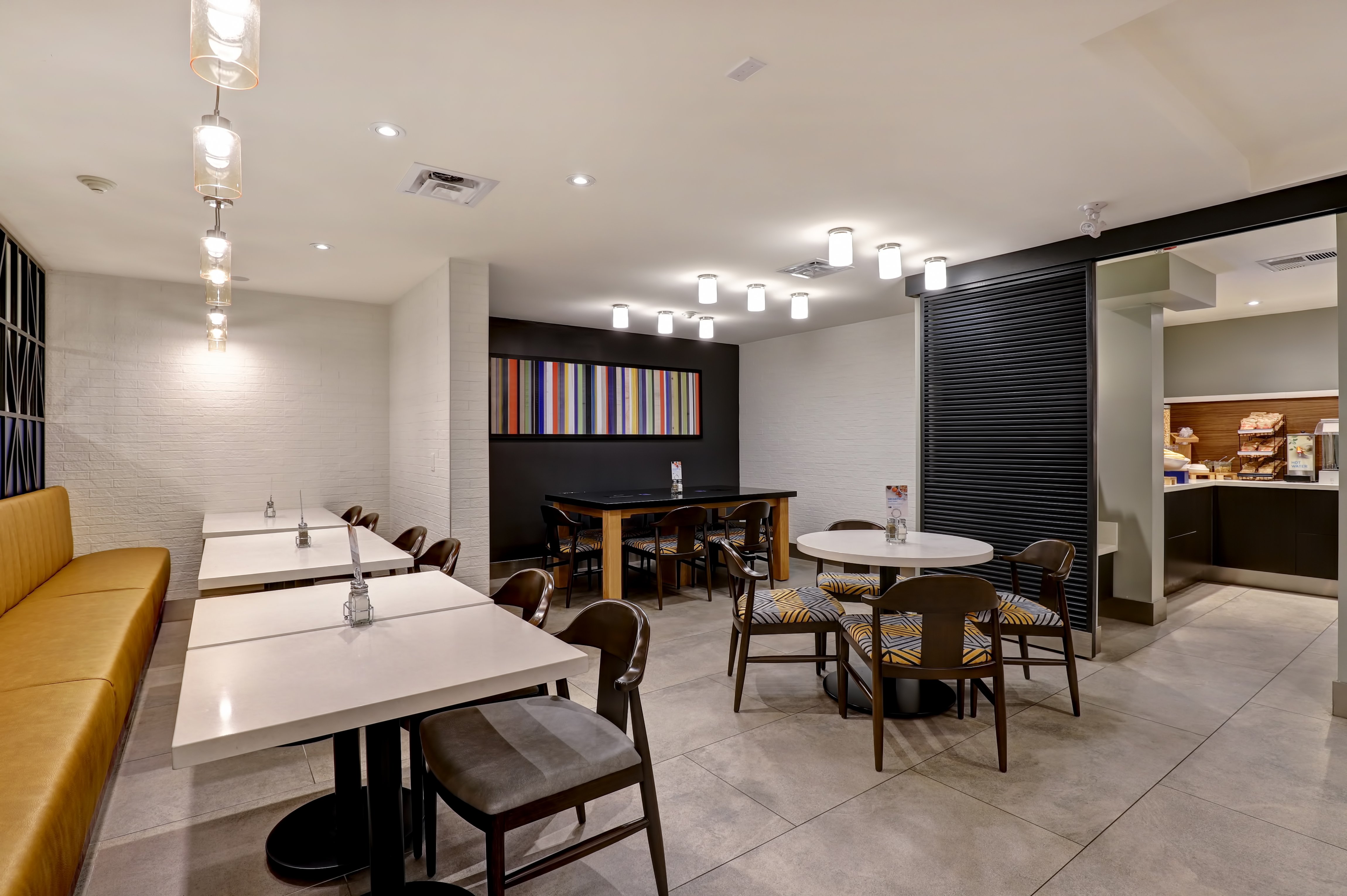 Holiday Inn Express Whitby Oshawa An Ihg Hotel 58/78