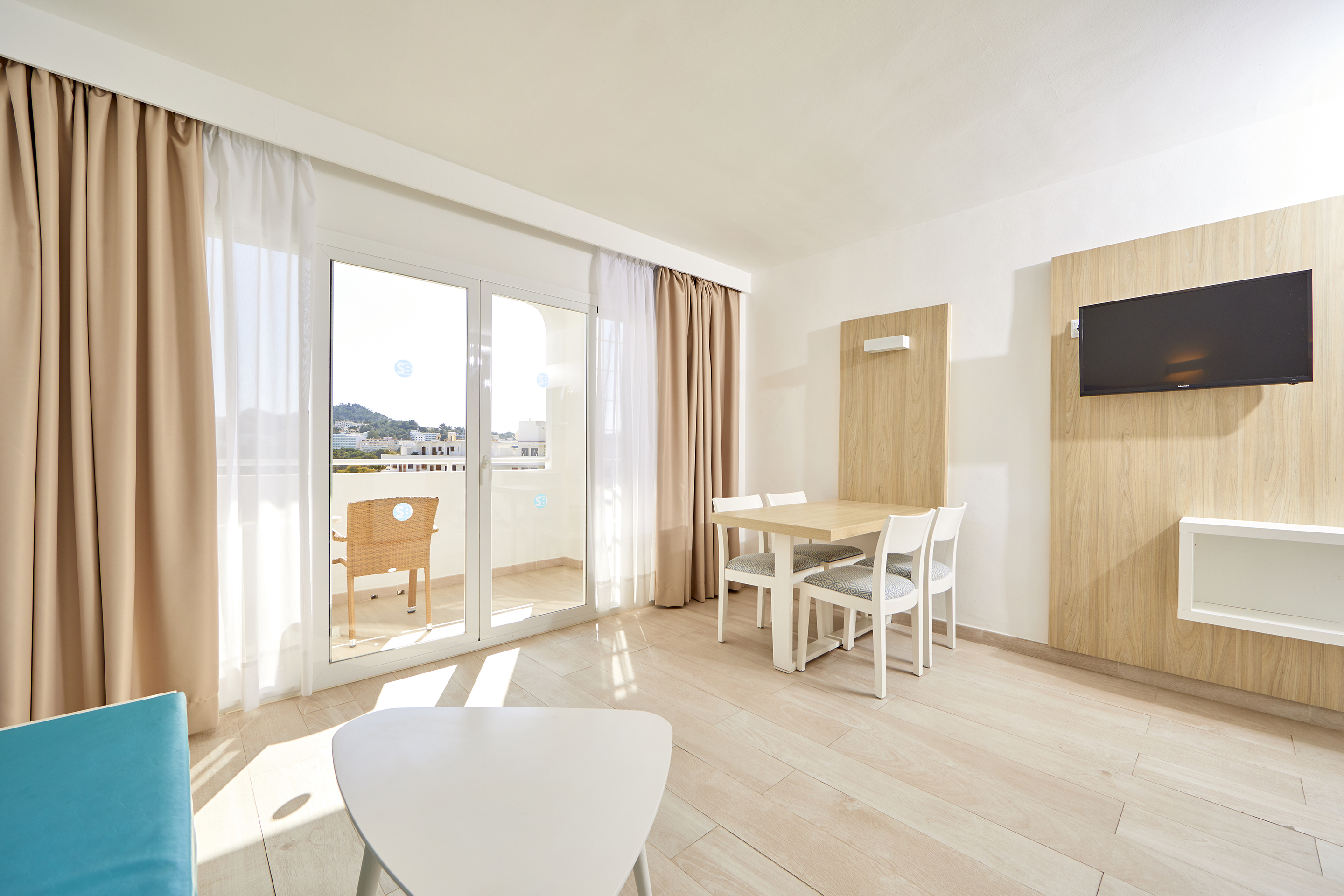 Sun Beach Apartments 35/51