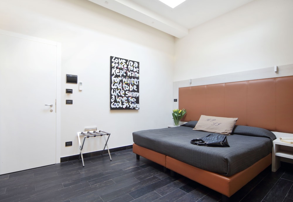 BORGO PIO SUITES INN 22/70