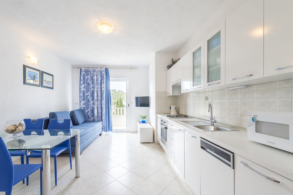 Apartmani Nikolina 31/50